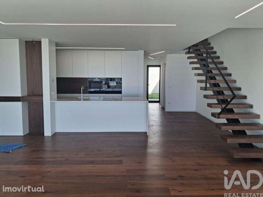 Moradia geminada T4 em Esposende, Marinhas e Gandra de 188,5 m2 - Grande imagem: 2/32