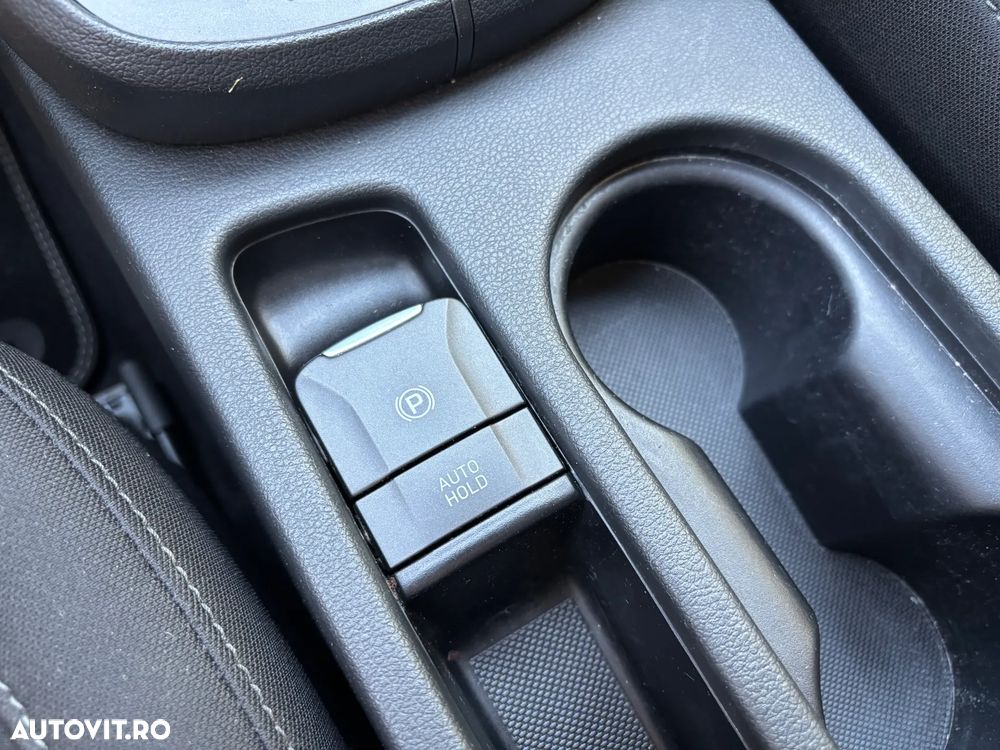 Hyundai KONA - 22