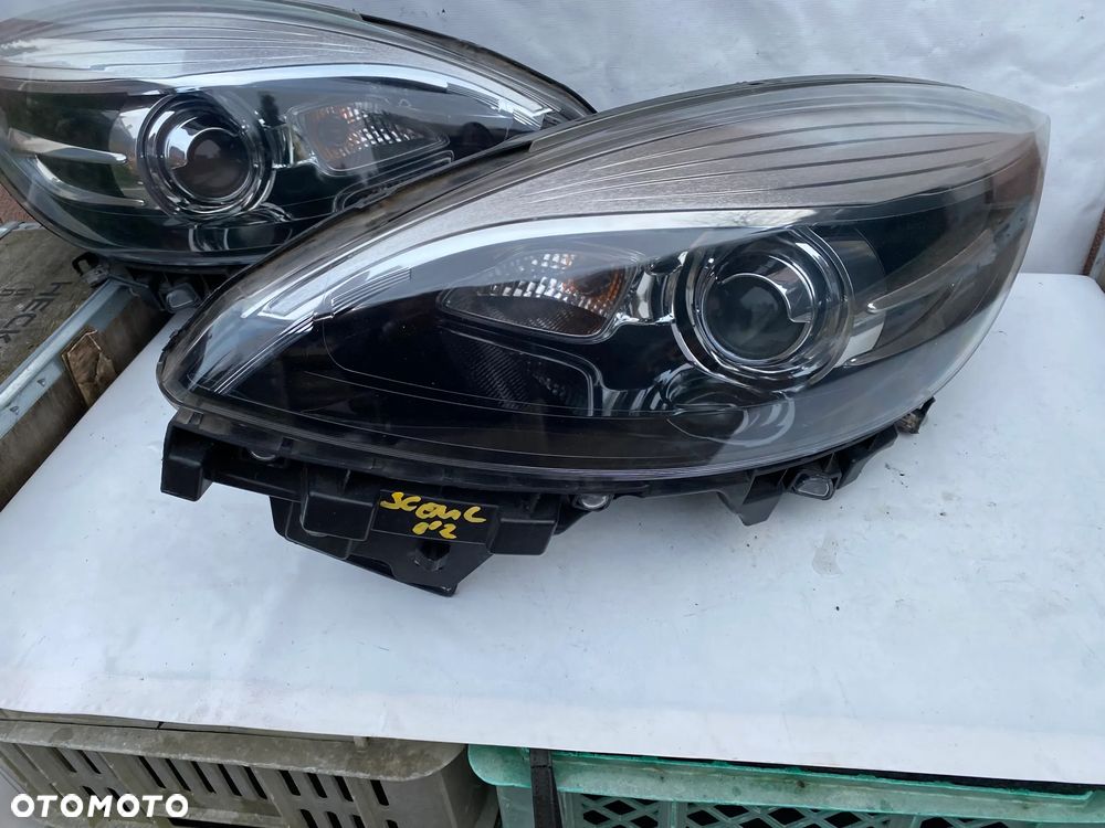 lampy scenic III lift bi xenon komplet eu całe - 2