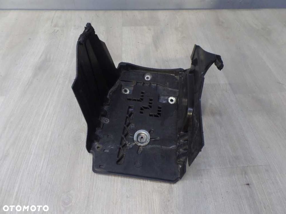 VOLVO S60 II V60 1.6 D D2 06- PODSTAWA AKUMULATORA 31299569 - 1