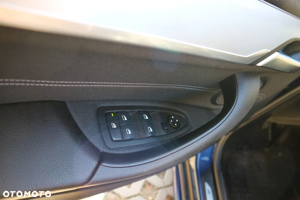 BMW X1 - 18