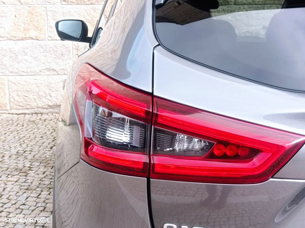 Nissan Qashqai 1.5 dCi N-Connecta - 7