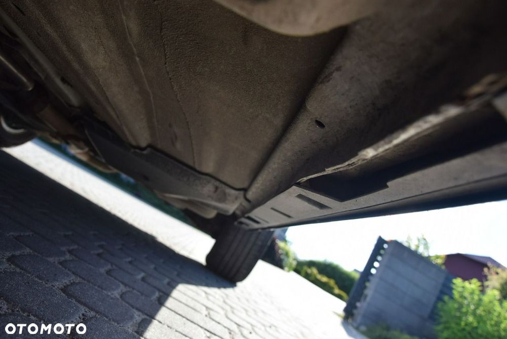 Land Rover Discovery Sport 2.0 TD4 SE - 20