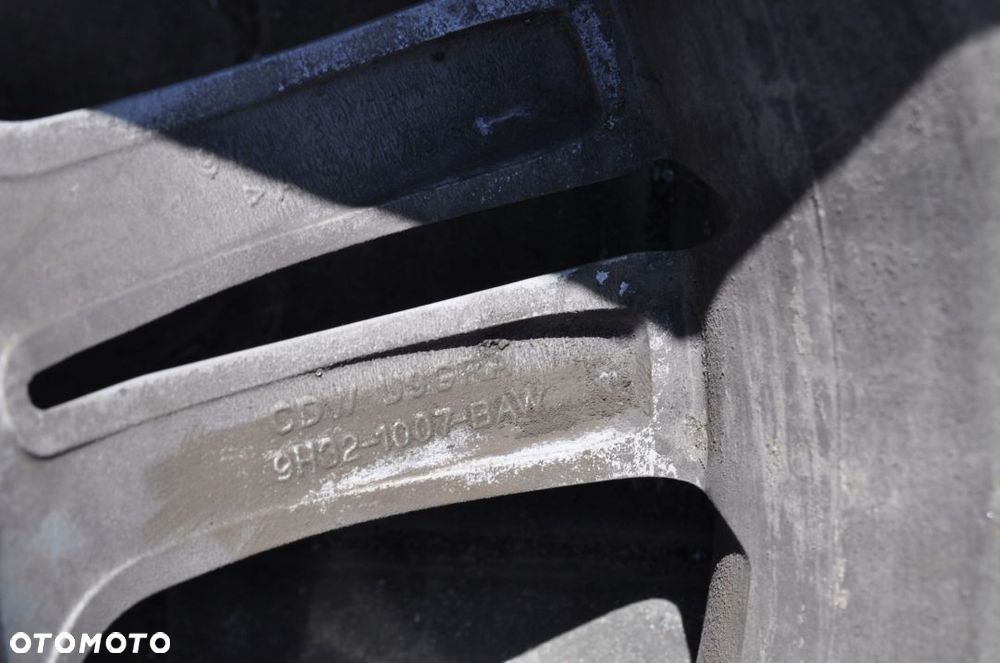 LAND ROVER DISCOVERY FELGI ALUMINIOWE 20 5X120 - 3