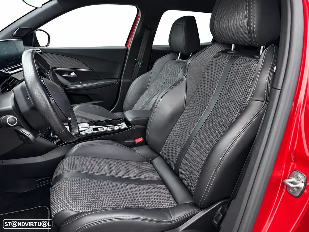 Peugeot E-2008 2024 photo 5