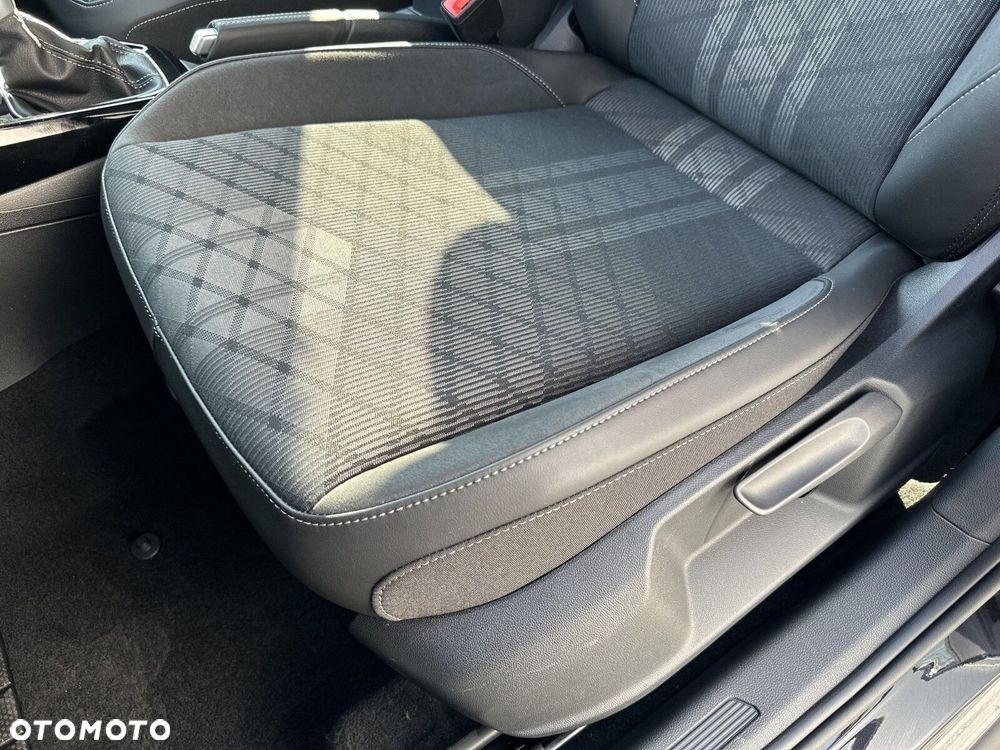 Volkswagen T-Cross - 13