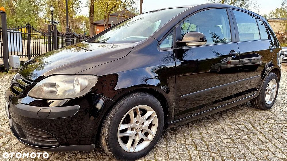 Volkswagen Golf Plus 1.9 TDI Comfortline - 1