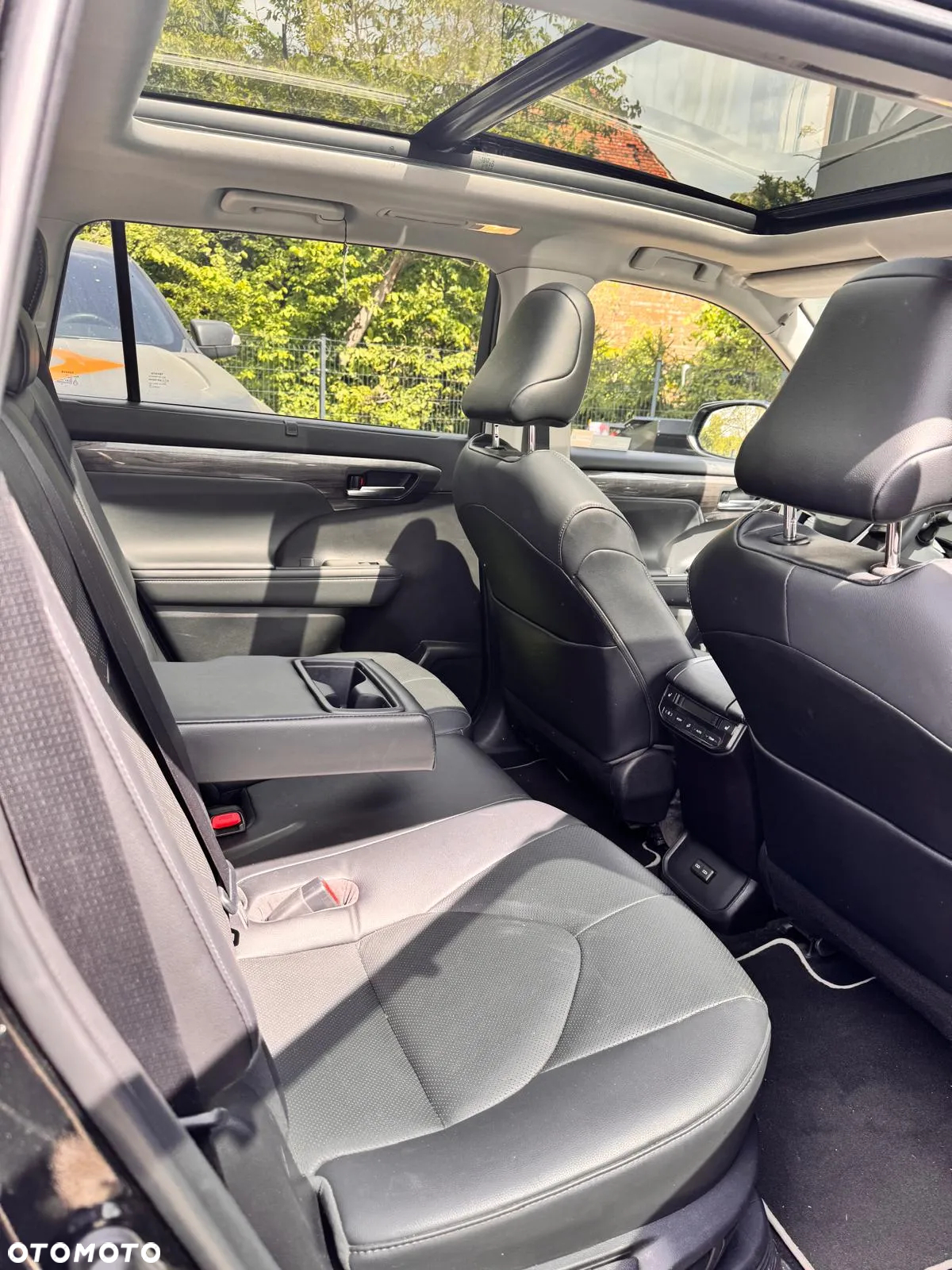 Toyota Highlander 2.5 Hybrid Executive - 9