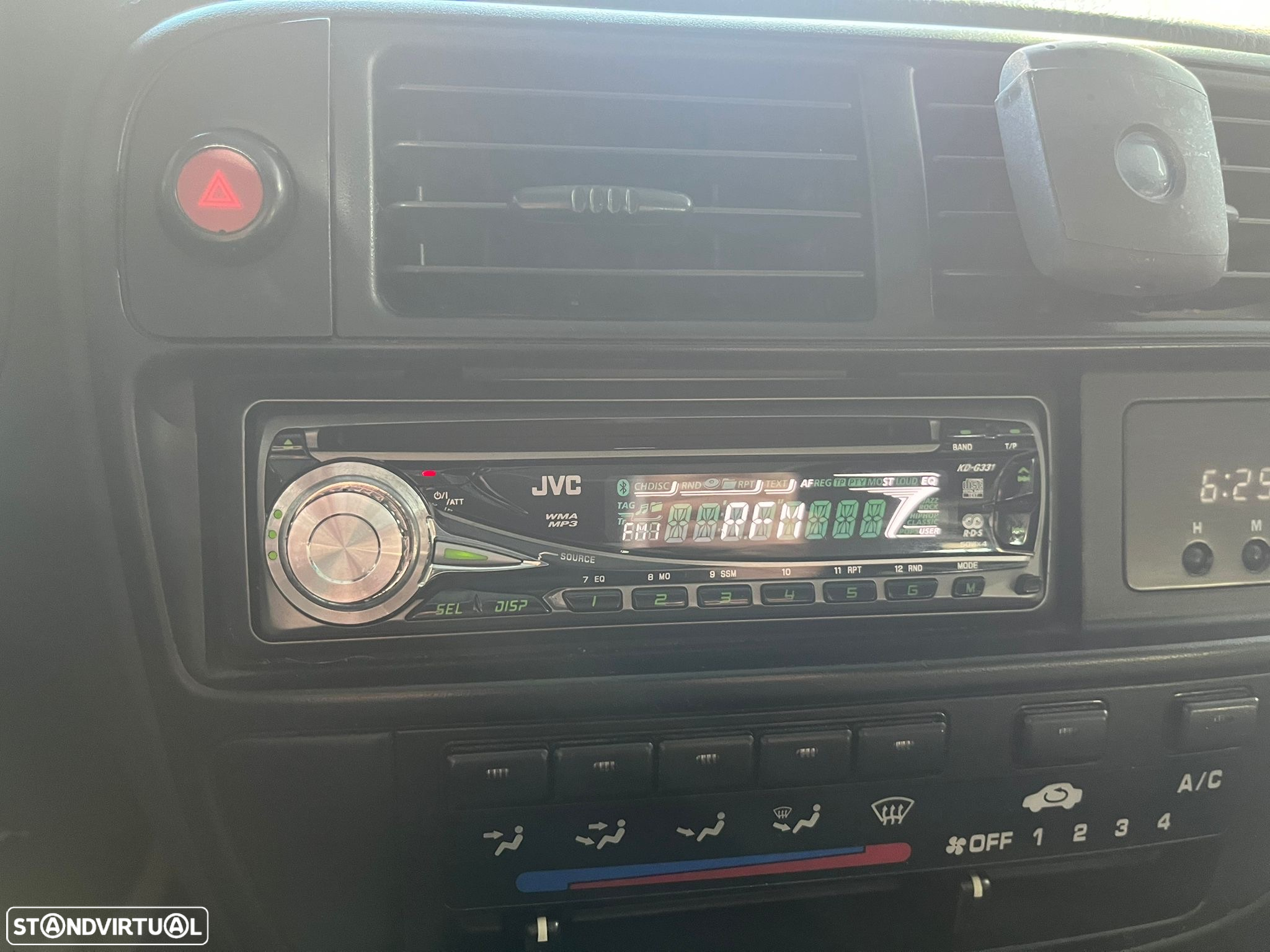 Honda Civic 1.6 SR - 17