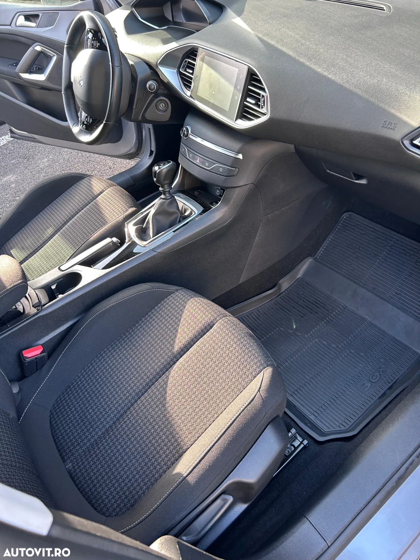 Peugeot 308 1.2 L PureTech Turbo S&S Active Pack - 6