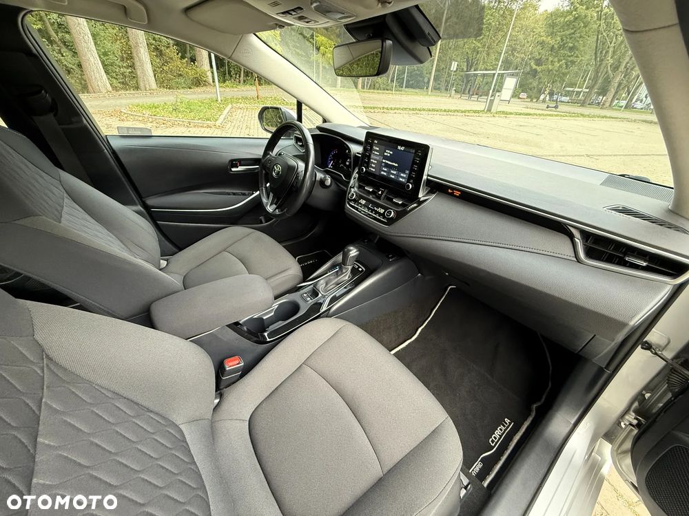 Toyota Corolla 1.8 Hybrid GPF Comfort - 27