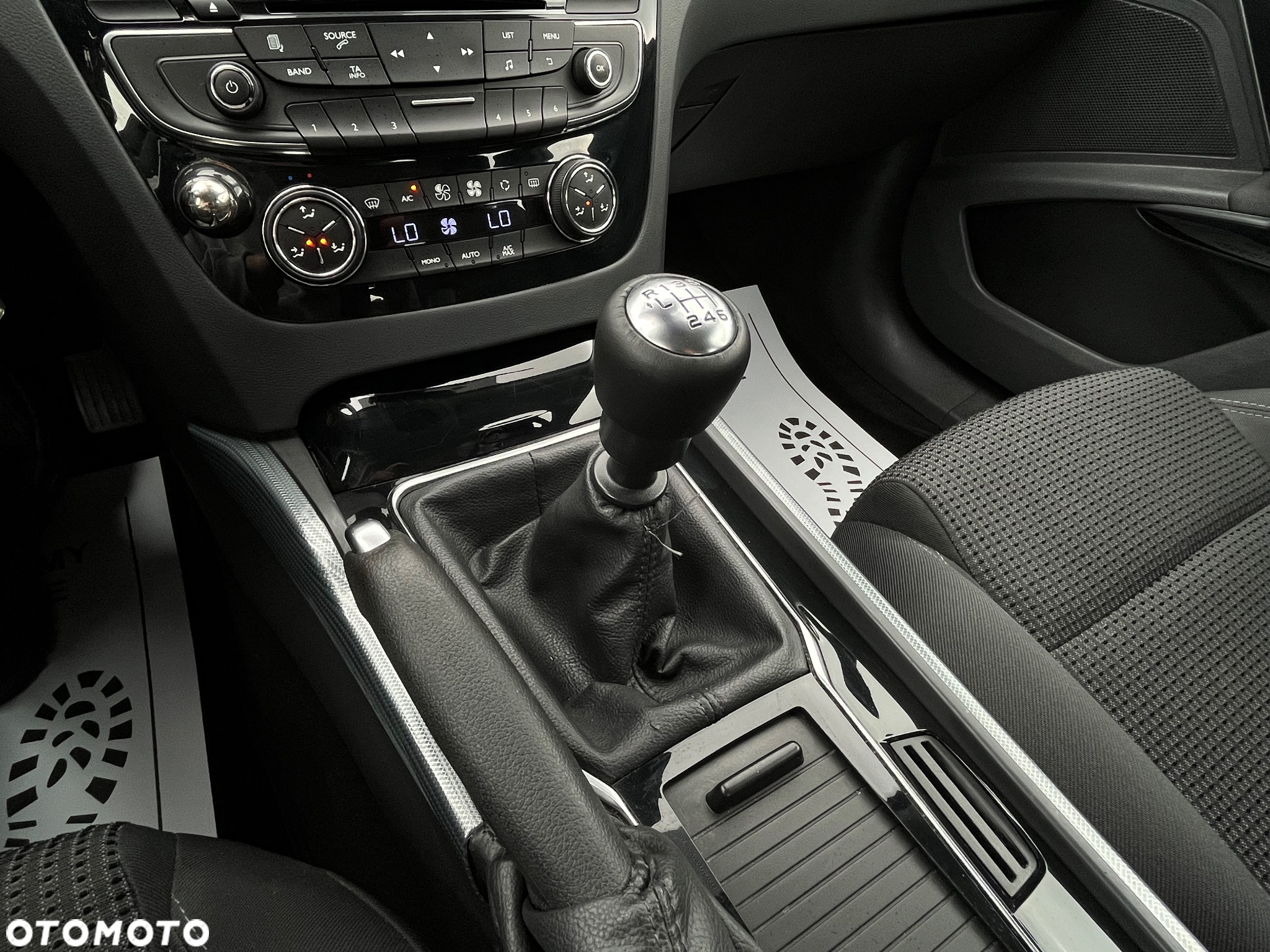Peugeot 508 SW HDi FAP 140 Allure - 15