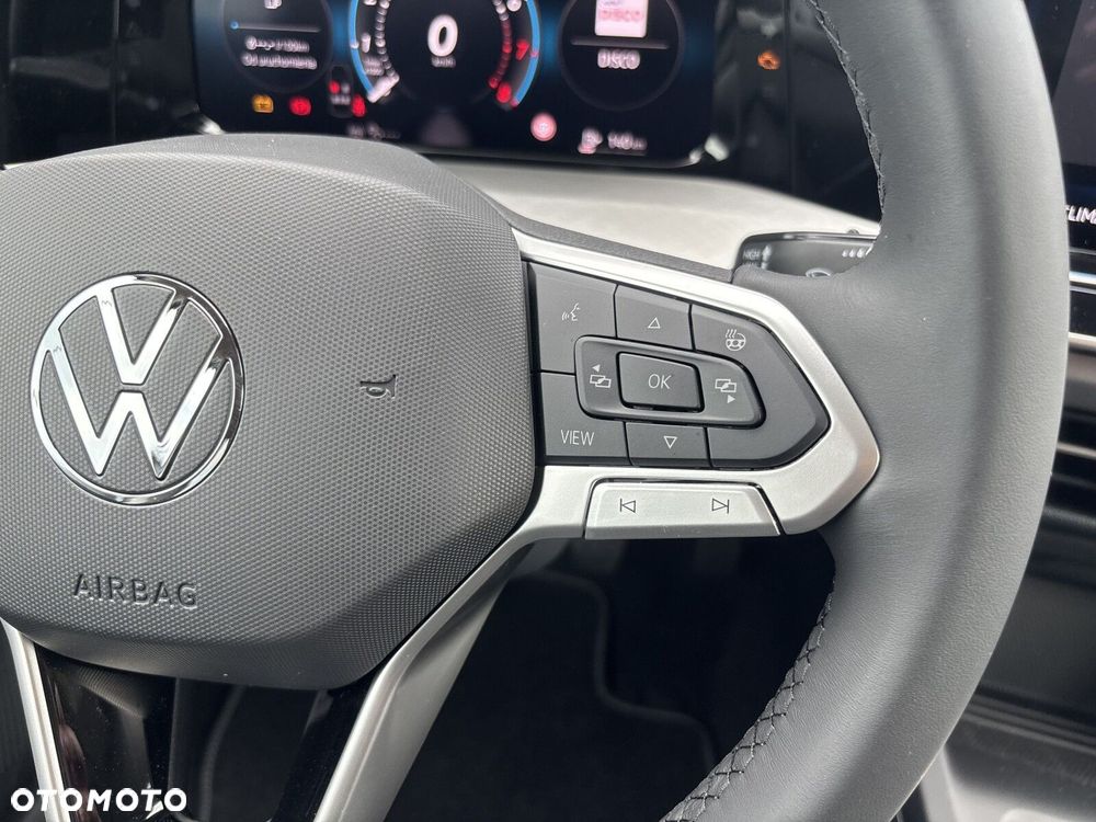 Volkswagen Golf - 27