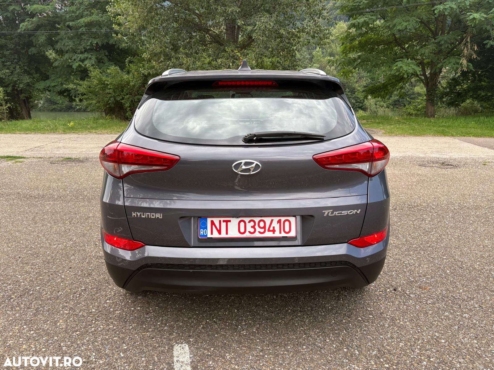 Hyundai Tucson blue 1.7 CRDi 2WD Style - 18