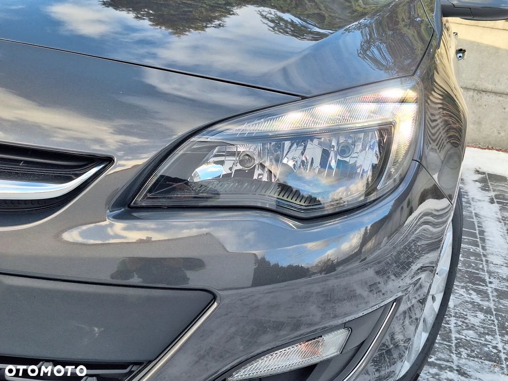 Opel Astra 1.6 Active EU6 - 17