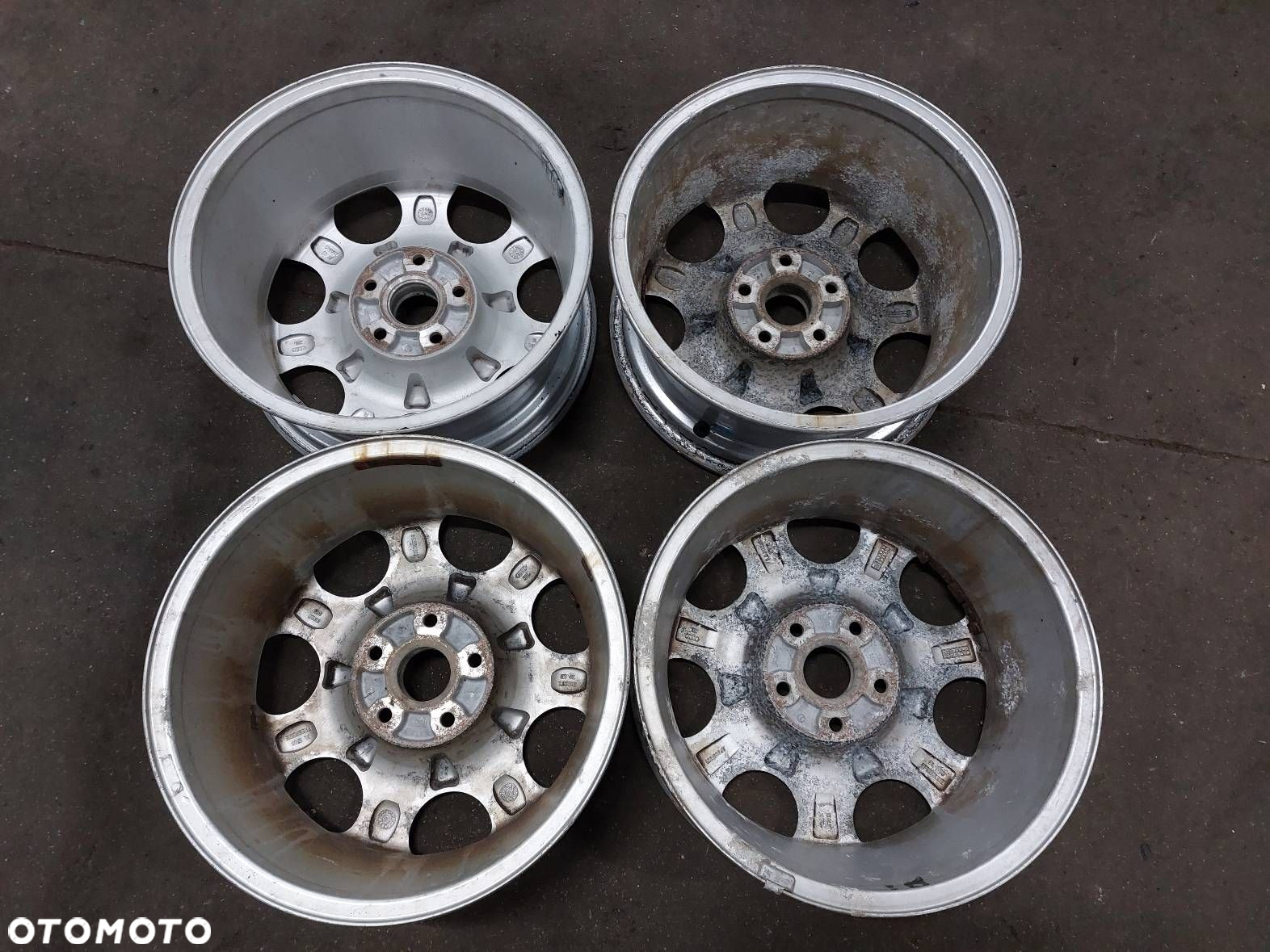 FELGI ALUMINIOWE 4SZT 5x112 7Jx16 ET42 FI57,1 AUDI A6 C5 8E0601025F - 3