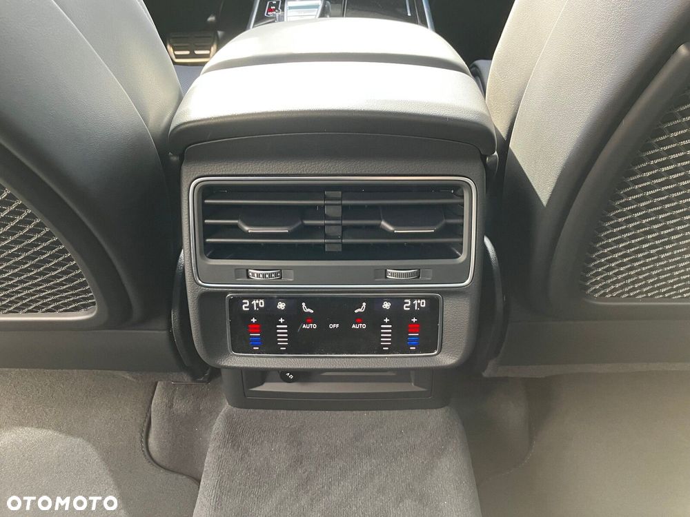 Audi Q8 - 31