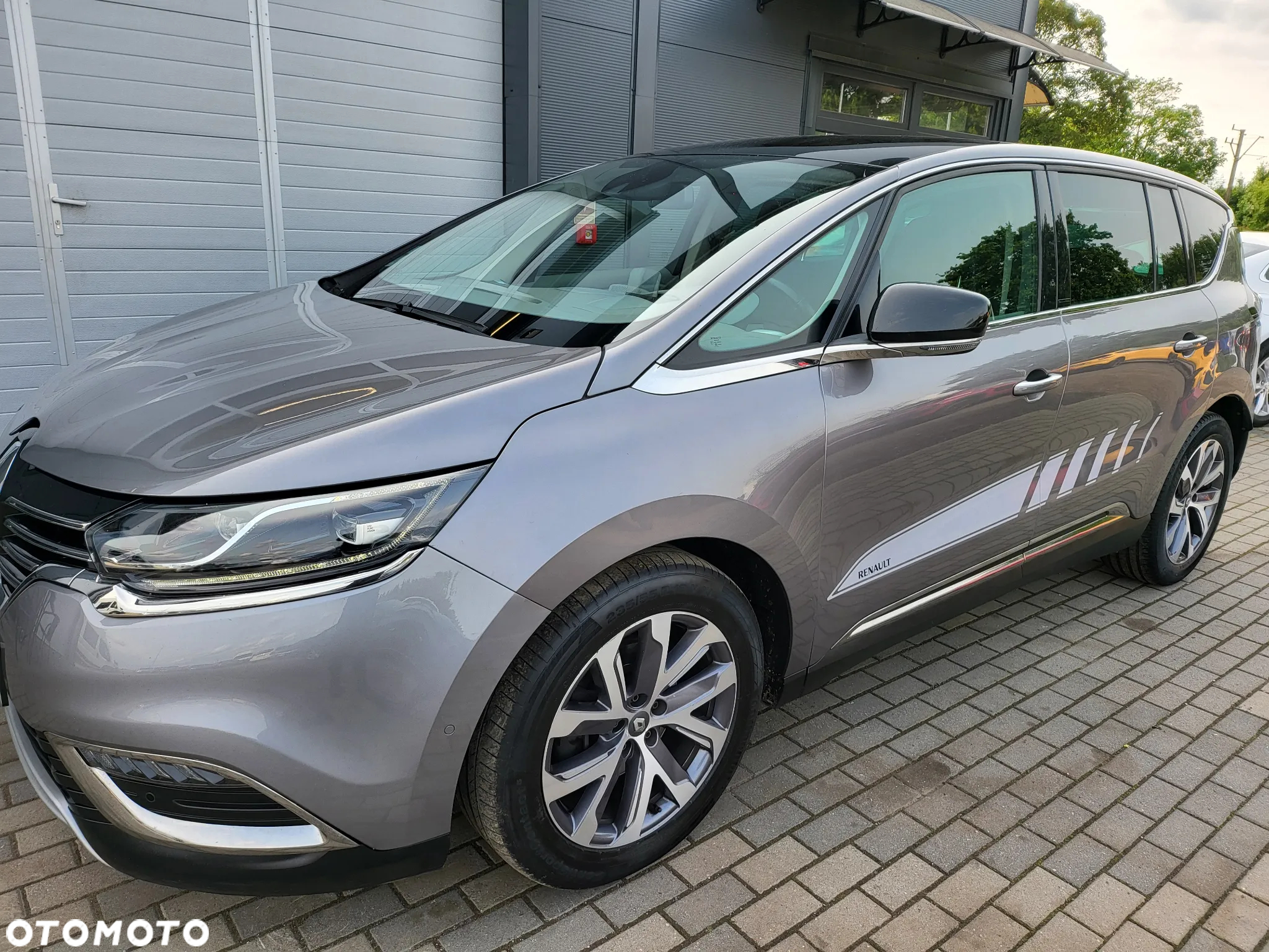 Renault Espace 1.6 dCi Energy Initiale Paris EDC 7os - 29