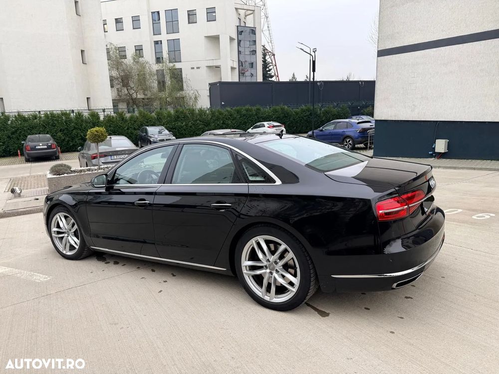 Audi A8 4.2 TDI DPF (clean diesel) quattro tiptronic - 2