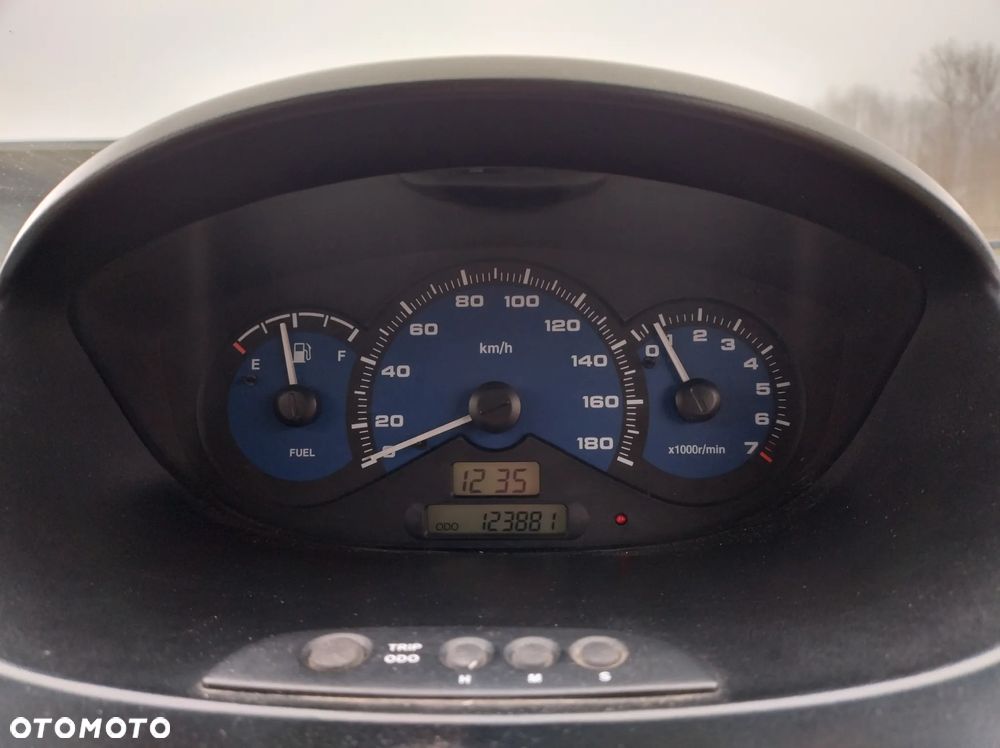 Chevrolet Matiz - 11