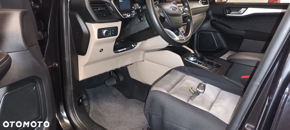 Ford Escape - 4