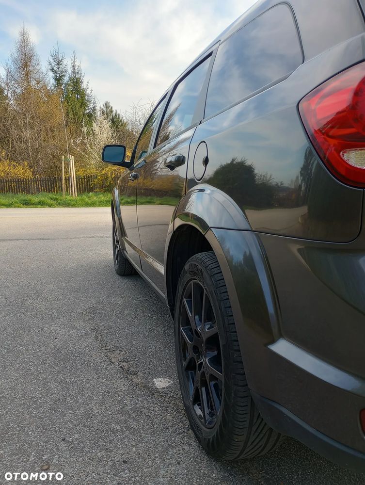 Dodge Journey - 10