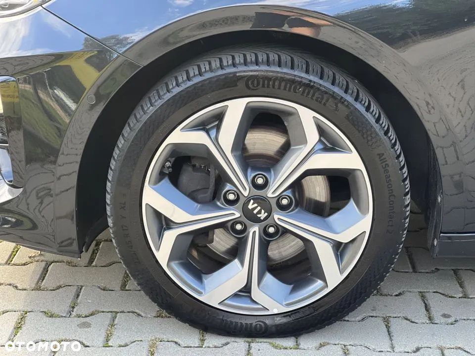 Kia Ceed SW 1.6 CRDi DCT Platinum Edition - 24