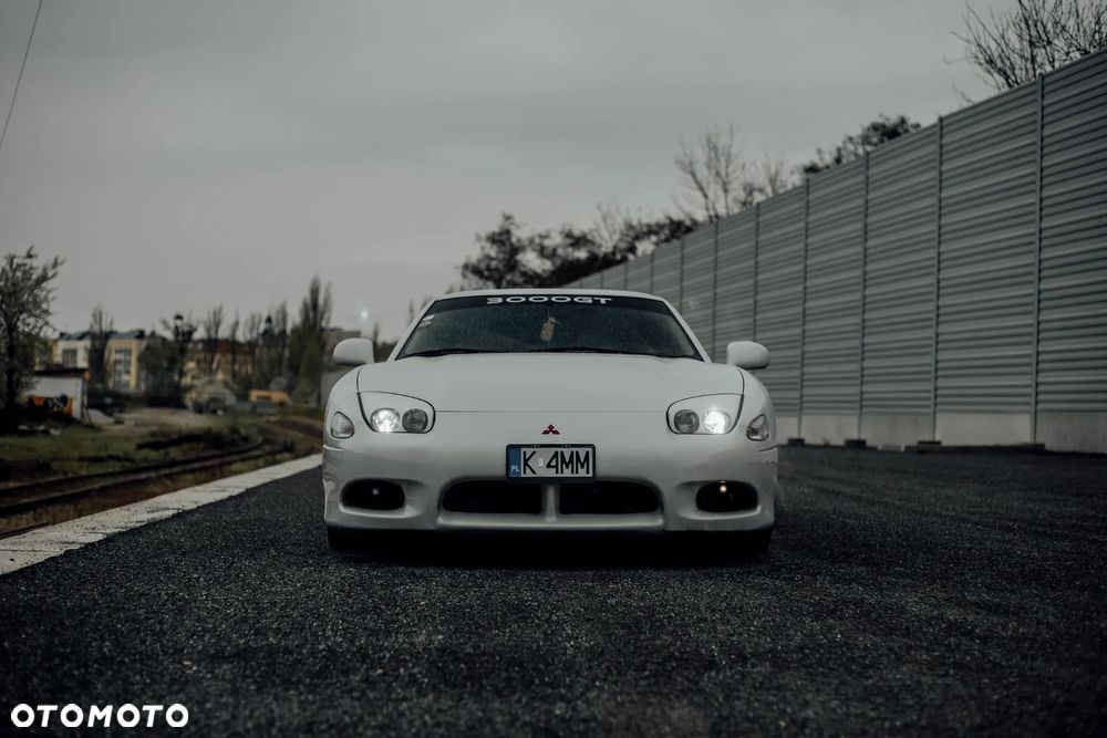 Mitsubishi 3000GT - 12