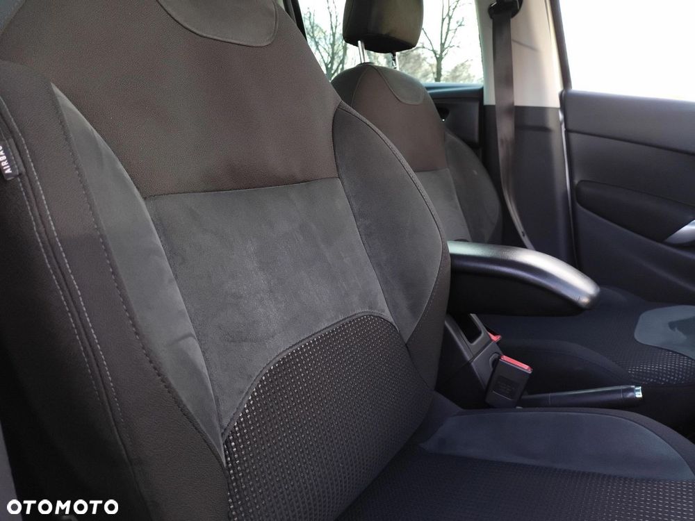 Citroën C3 VTi 95 Exclusive - 25