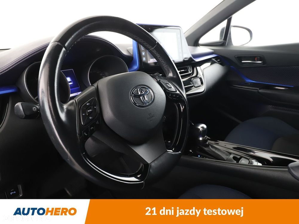 Toyota C-HR - 11
