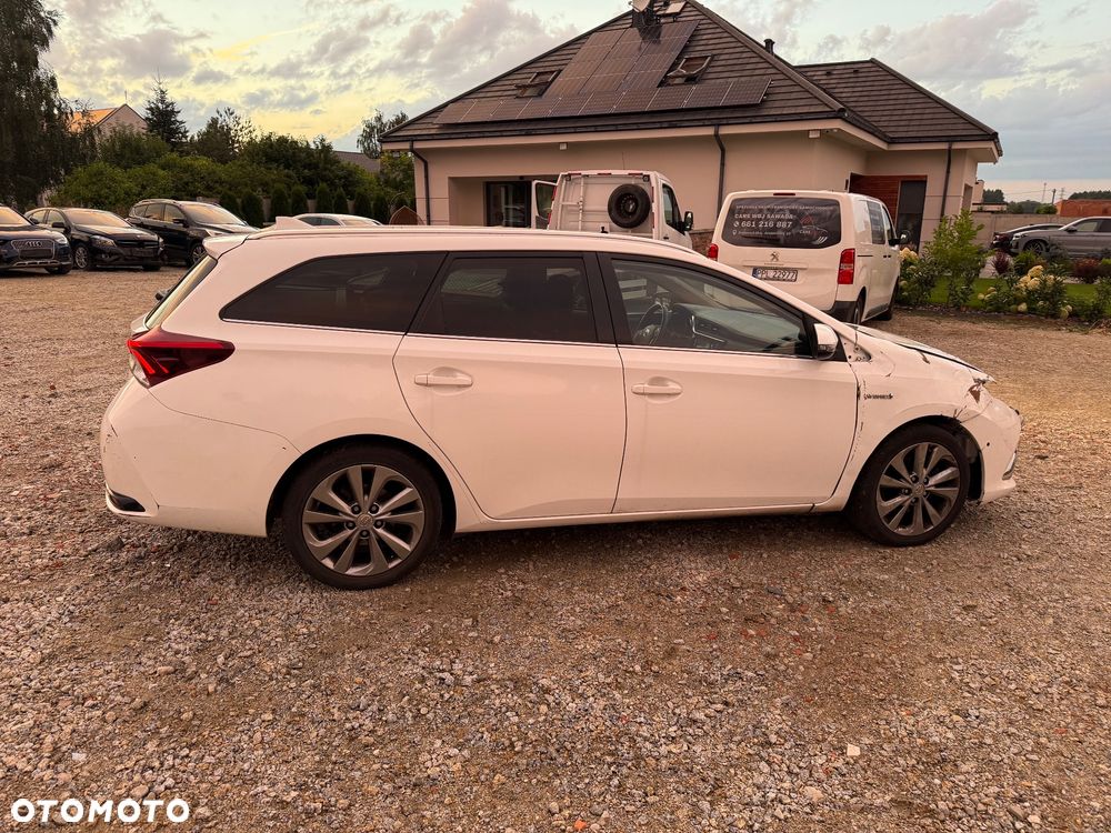 Toyota Auris - 3
