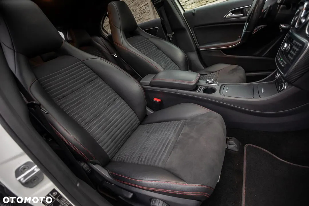 Mercedes-Benz Klasa A 180 (BlueEFFICIENCY) 7G-DCT AMG Sport - 24