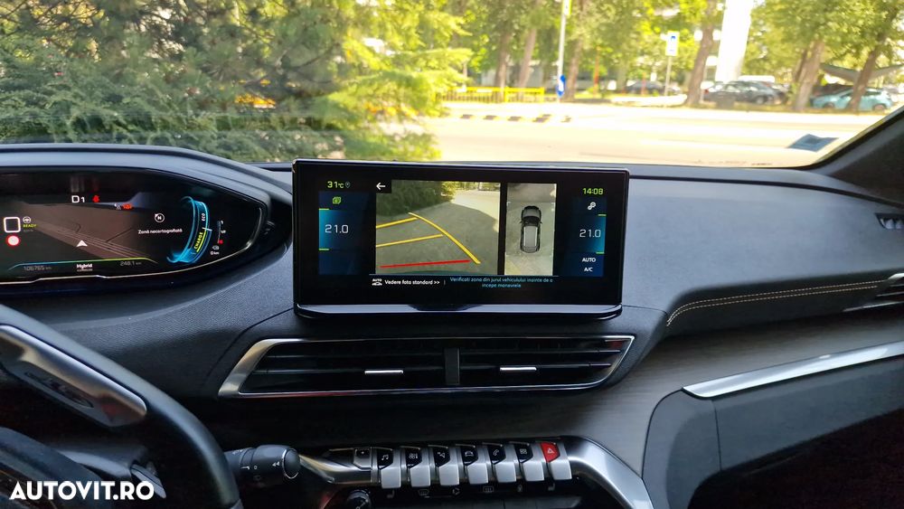 Peugeot 3008 Plug-In Hybrid 225 e-EAT8 GT - 8