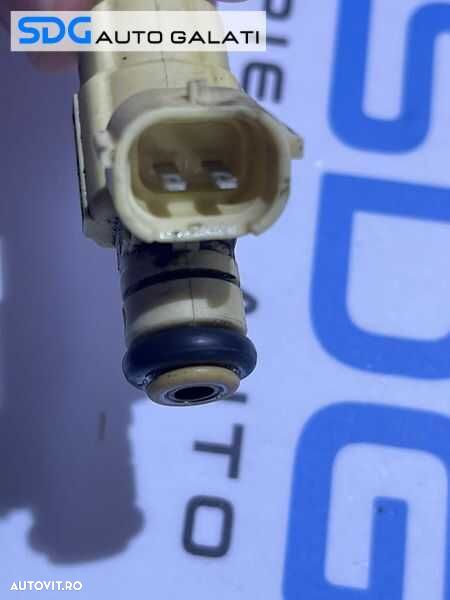 Injector Injectoare Hyundai Coupe 2 2.0 16V 2001 - 2009 Cod 35301-23600 9260930013 - 4