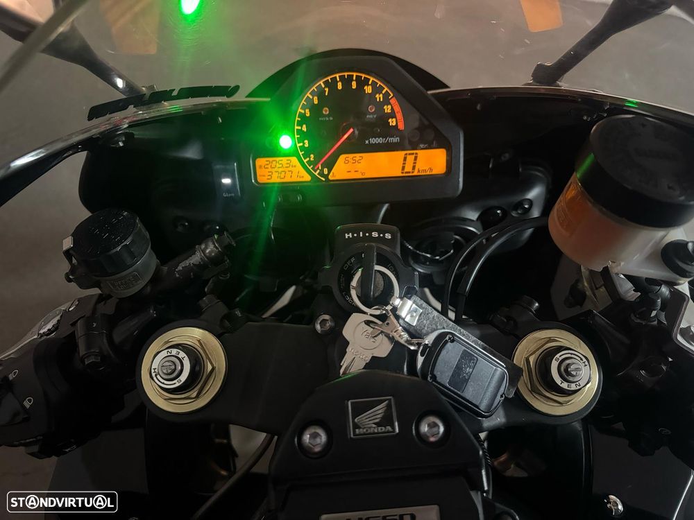 Honda CBR 1000 RR - 8