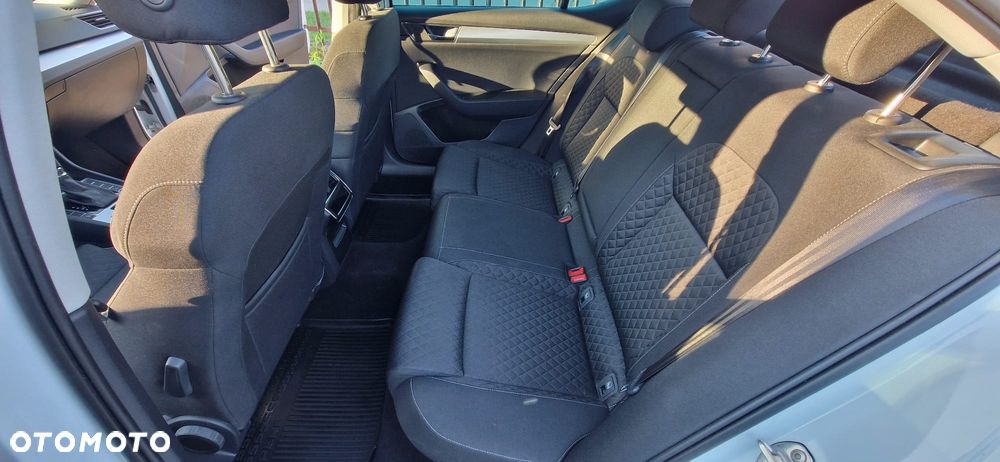Skoda Superb 2.0 TDI SCR Ambition DSG - 7
