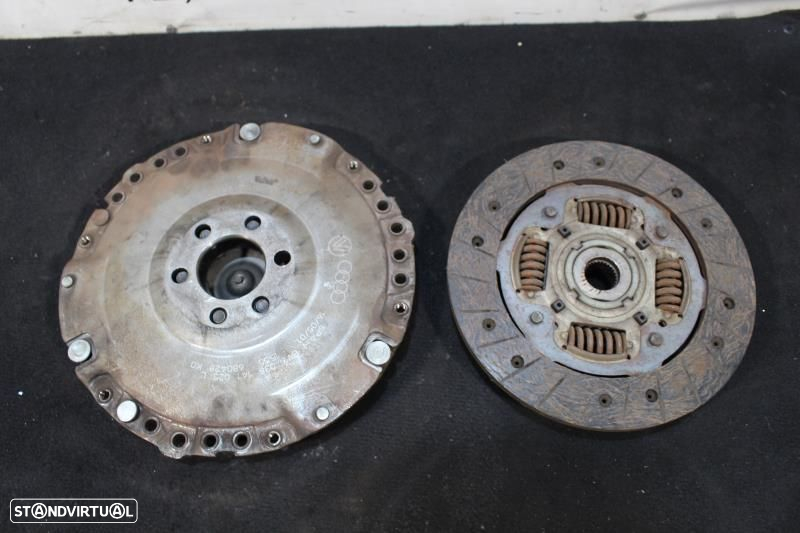 Kit Embraiagem Volkswagen Golf Iv (1J1)  027105273D / 038141025L / 038 - 3