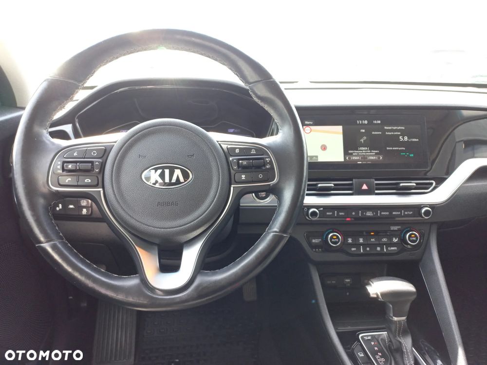 Kia Niro 1.6 GDI Hybrid M - 25