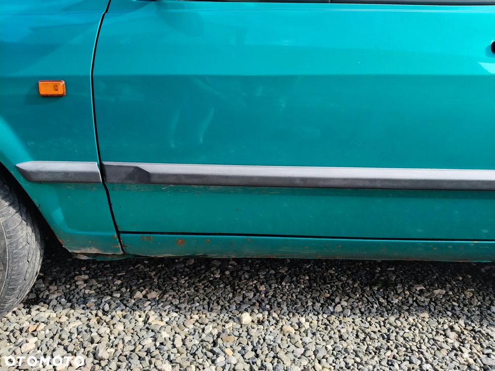 Volkswagen Polo 1.0 CL - 11