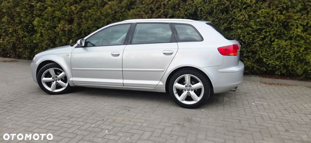 Audi A3 Sportback 1.8 TFSI Attraction S tronic - 8