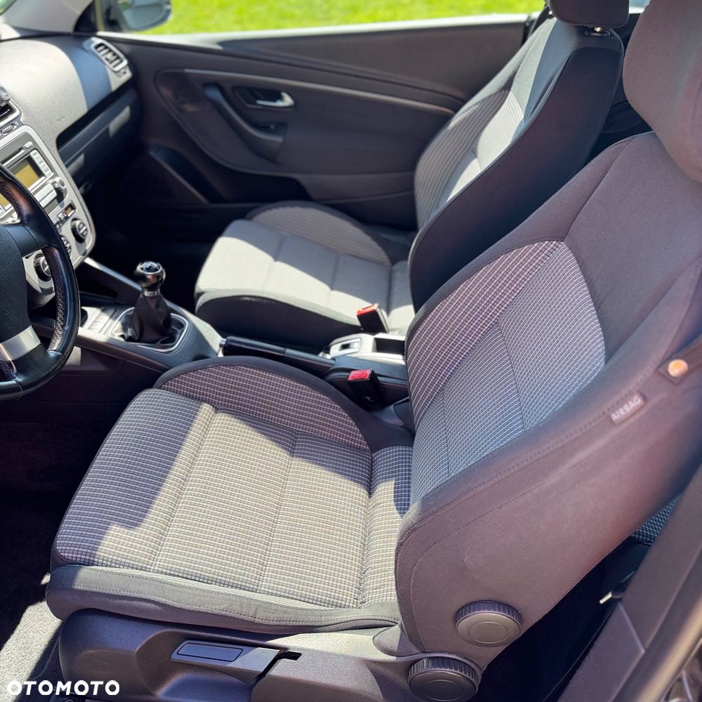 Volkswagen Eos 1.6 FSI - 20