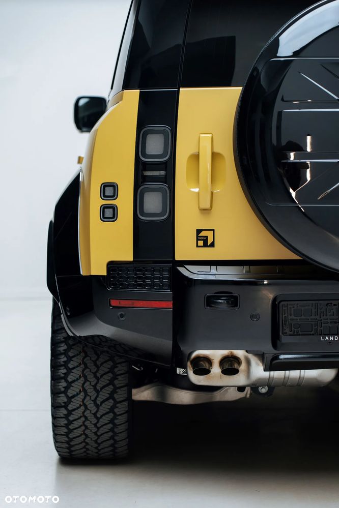 Land Rover Defender 3.0 D250 mHEV S - 14