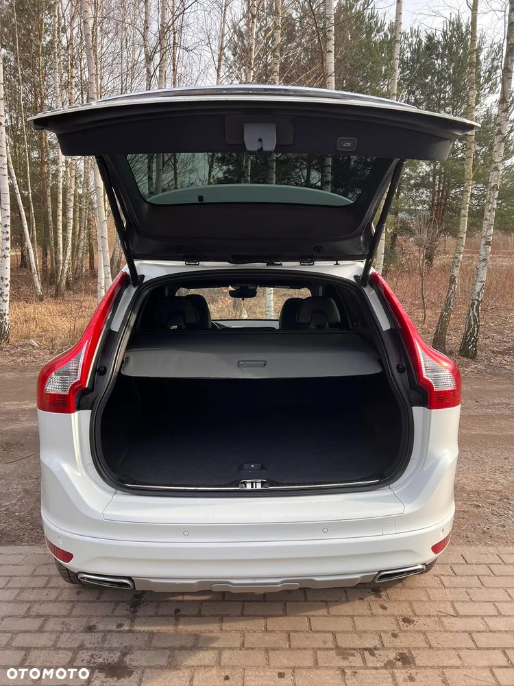 Volvo XC 60 D4 Geartronic Momentum - 6