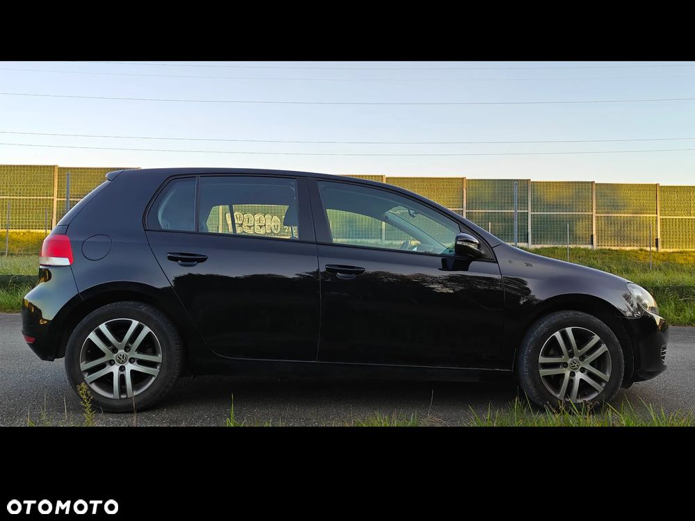 Volkswagen Golf 2011 photo 4