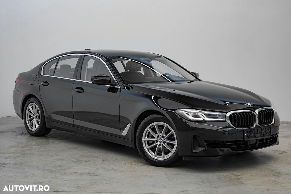 BMW Seria 5 520d AT - 8