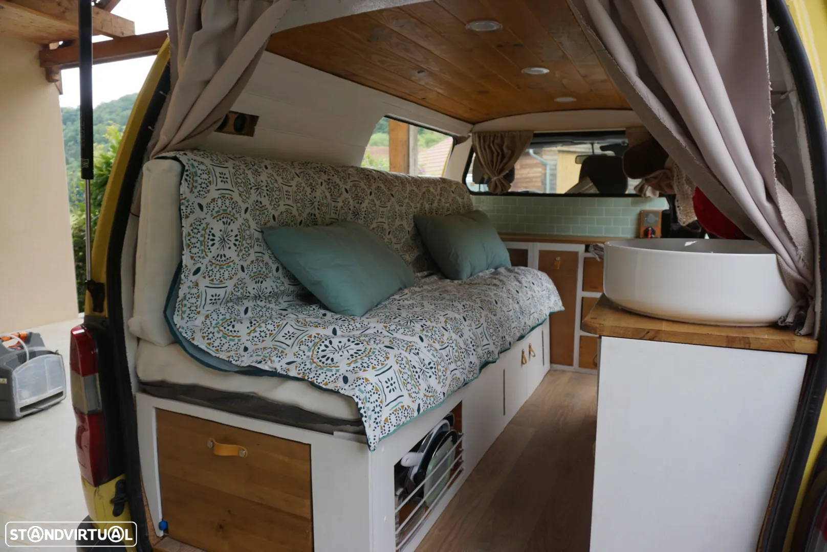 Toyota Hiace Campervan | 4x4 (21JK18) - 2