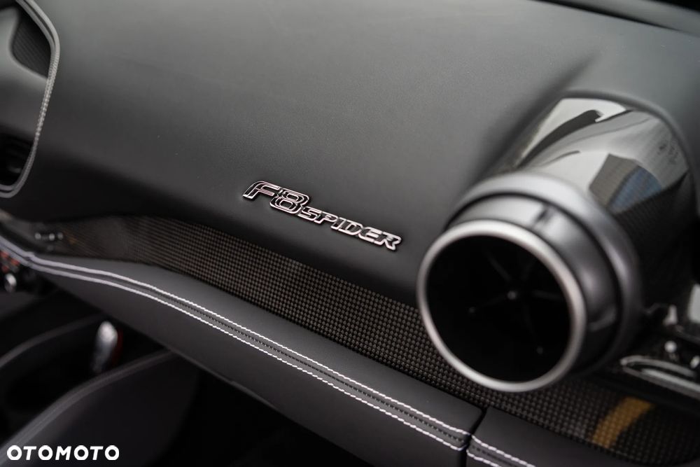 Ferrari F8 Spider 458 - 21