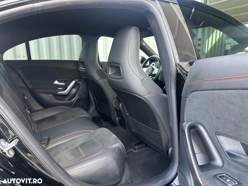 Mercedes-Benz CLA 200 4MATIC Coupe - 13