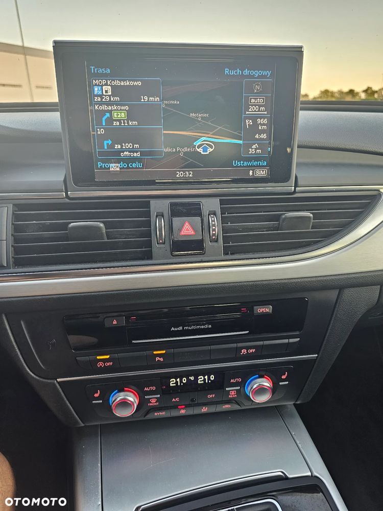Audi A6 Avant - 16
