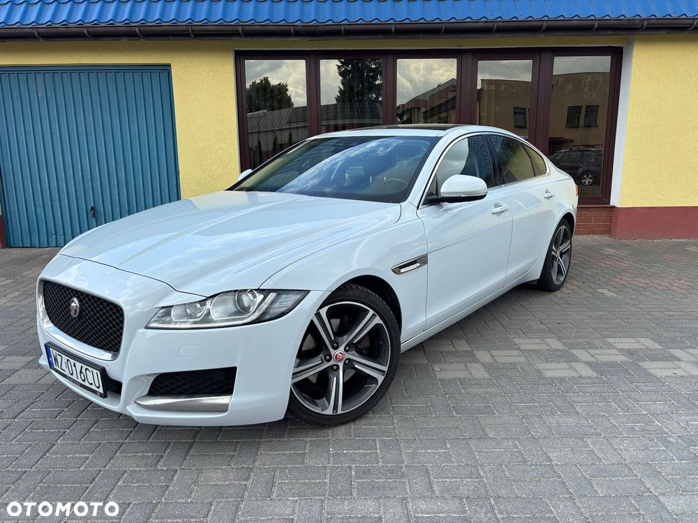 Jaguar XF - 1